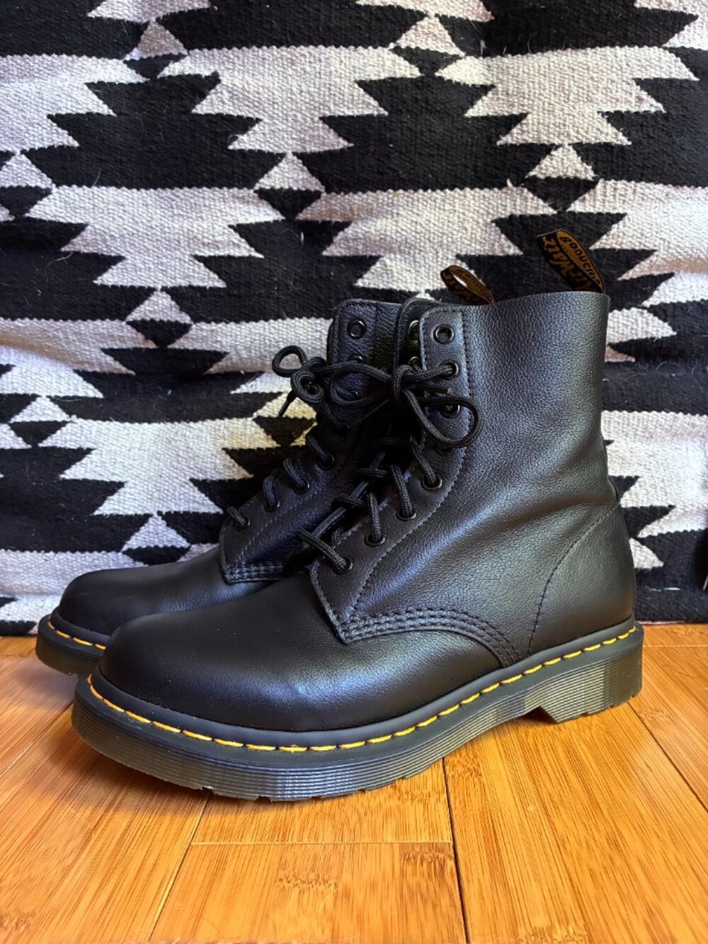 Dr. Martens 1460 Pascal Virginia Black Leather Women's Combat Boots Sz 9 - Picture 3 of 9